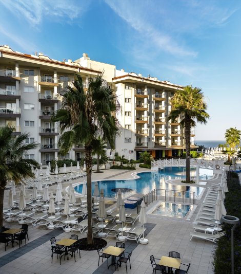 Kusadasi utazás Ramada Hotel & Suites Kusadasi