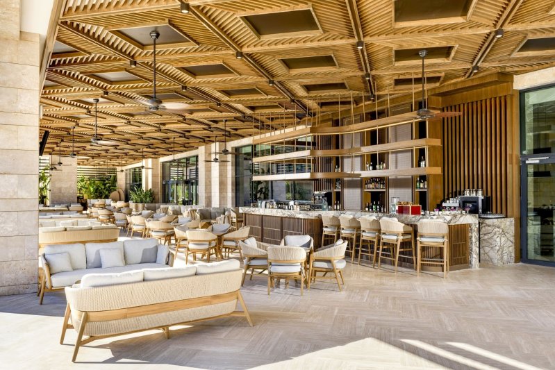 Belek utazás Regnum The Crown