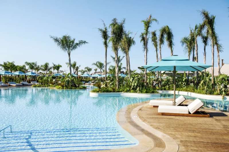 Belek utazás Regnum The Crown