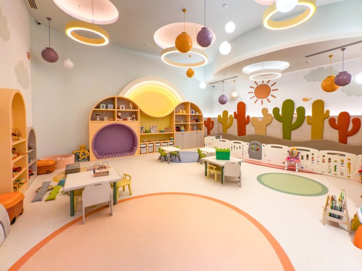 Belek utazás Regnum The Crown