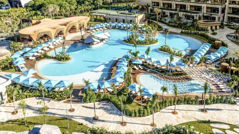 Belek utazás Regnum The Crown