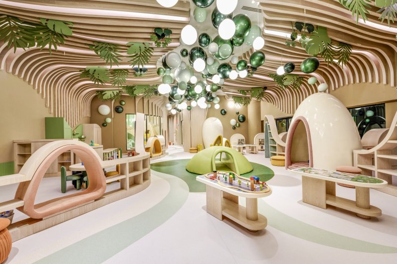 Belek utazás Regnum The Crown