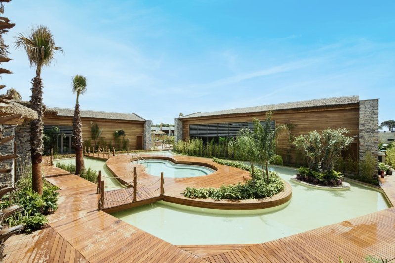 Belek utazás Regnum The Crown