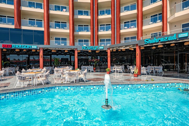 Hurghada utazás Rewaya Majestic Resort