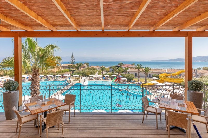 Korfu utazás Roda Beach Resort & Spa
