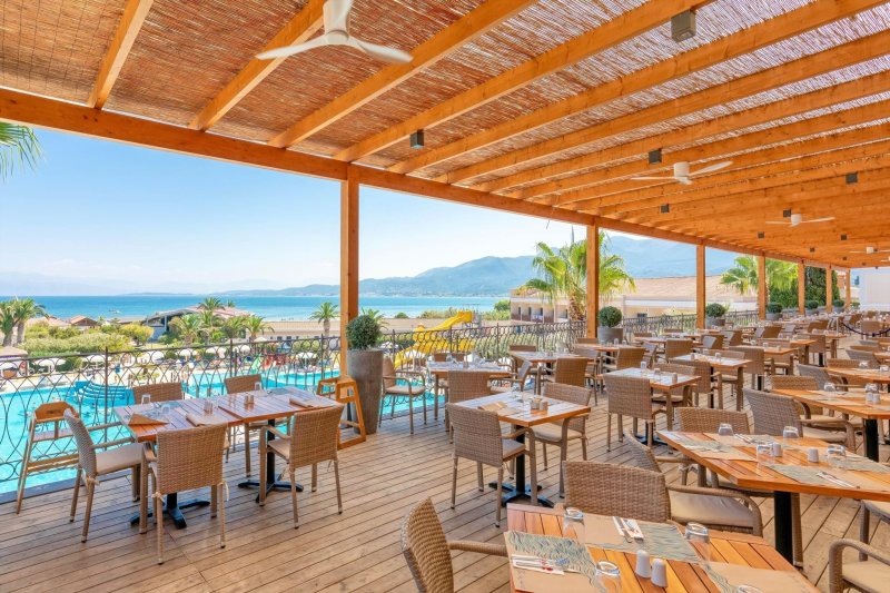 Korfu utazás Roda Beach Resort & Spa