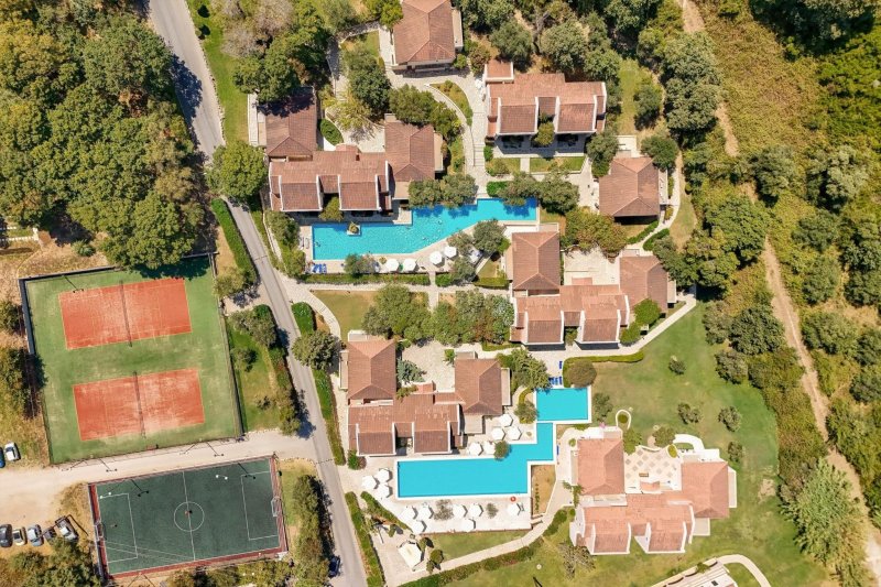 Korfu utazás Roda Beach Resort & Spa