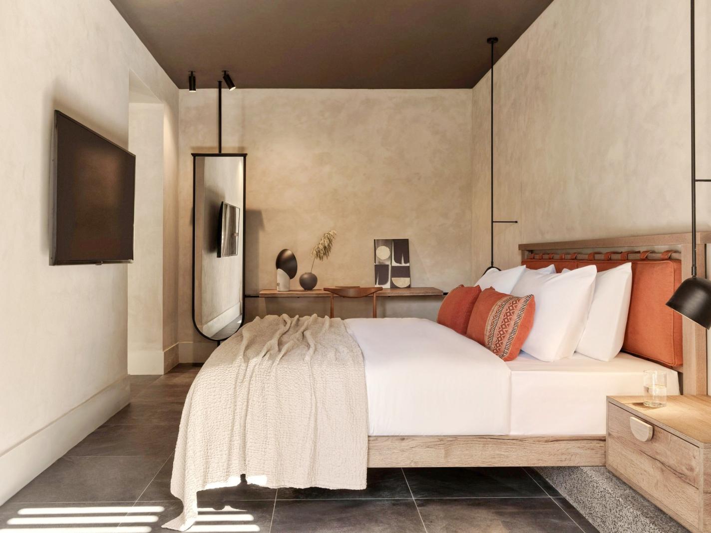 Aulus Lindos Rhodes, Curio Collection By Hilton Rodosz