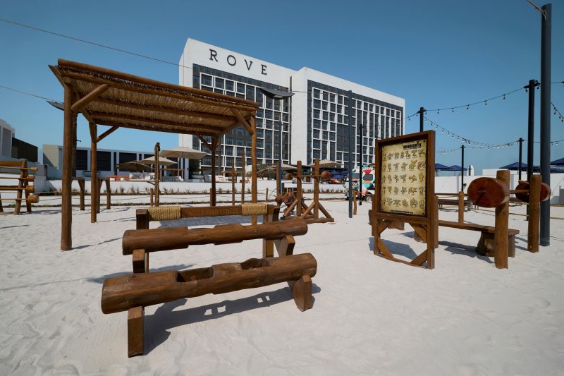 Dubai utazás Rove Al Marjan Island