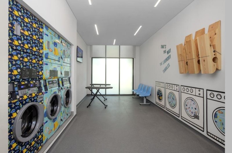 Dubai utazás Rove La Mer Beach