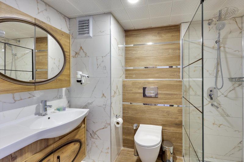 Standard Szárazföldre néző szoba