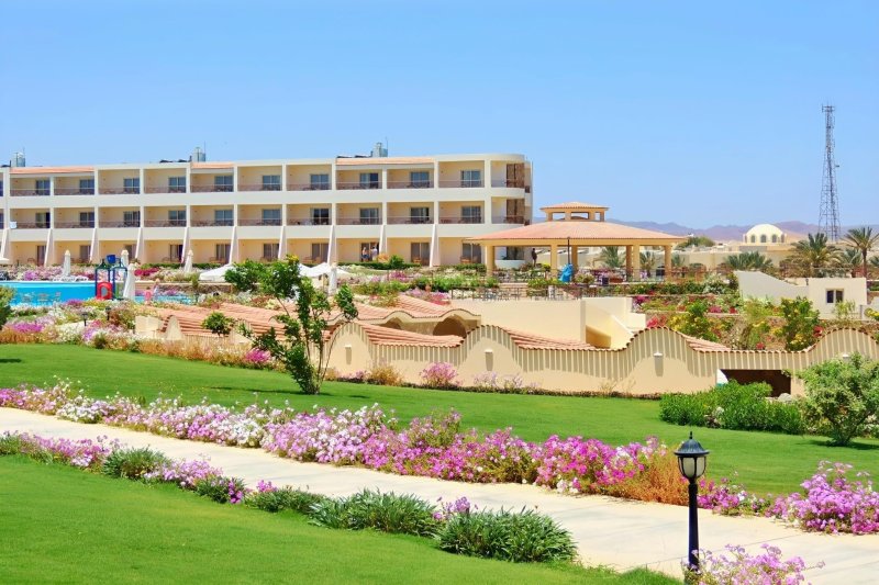 Marsa Alam utazás Royal Brayka Beach