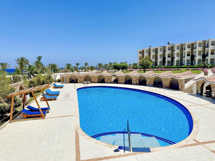 Marsa Alam utazás Royal Brayka Beach