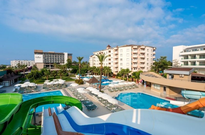 Alanya utazás Royal Garden Beach