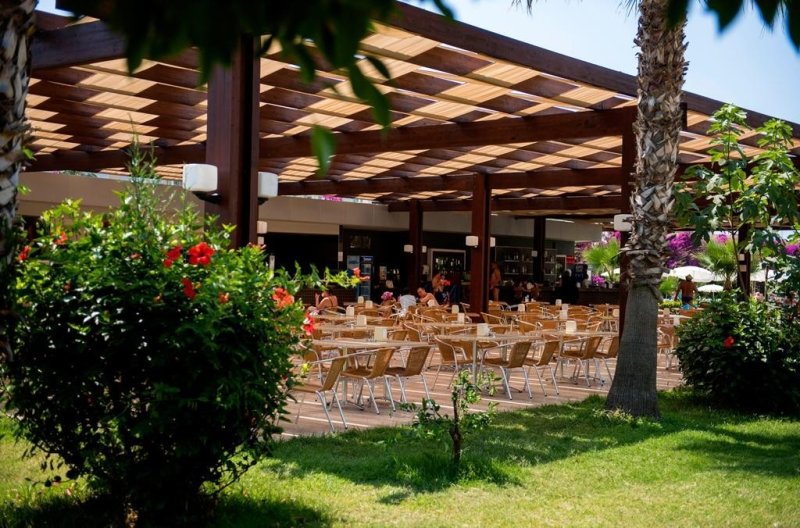 Alanya utazás Royal Garden Beach