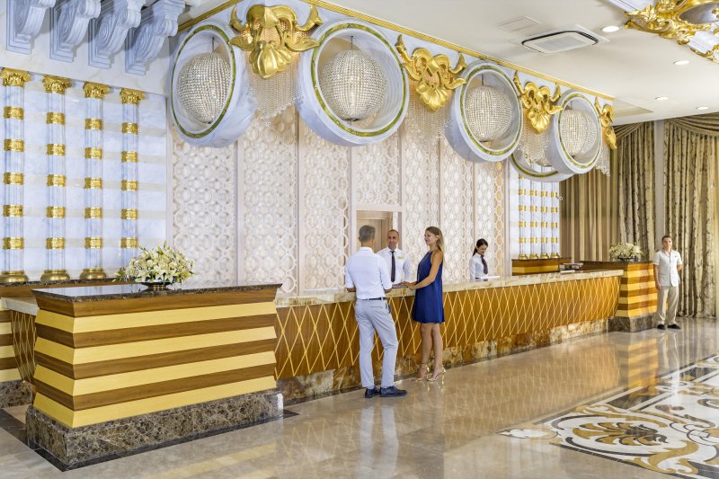 Antalya utazás Royal Holiday Palace