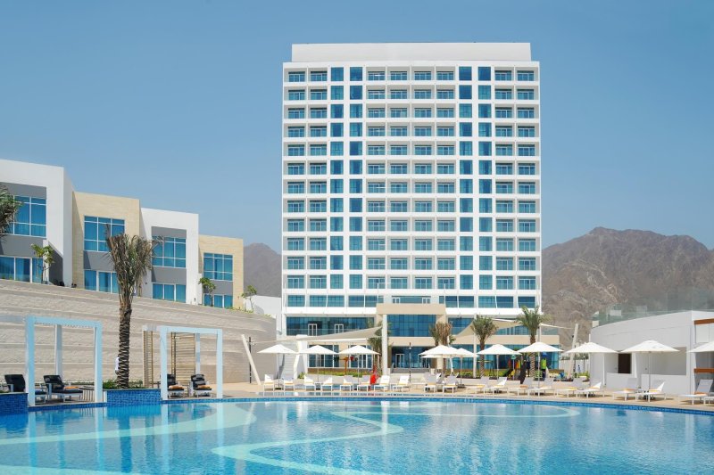 Fujairah utazás Royal M Al Aqah Beach Hotel and Resort