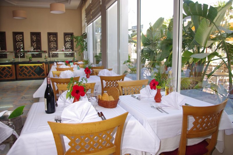 Hammamet utazás Royal Nozha Beach