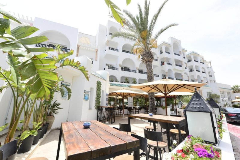 Hammamet utazás Royal Nozha Beach