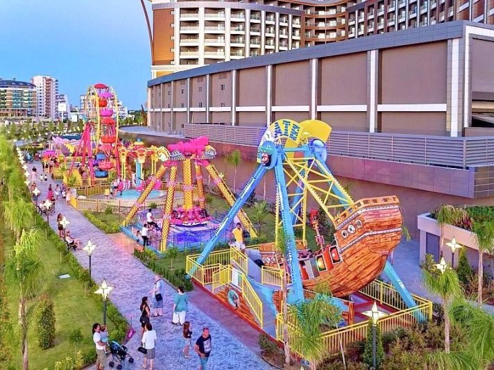 Antalya utazás Royal Seginus Hotel