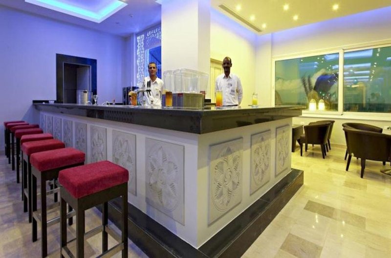 Hurghada utazás Royal Star Beach Resort