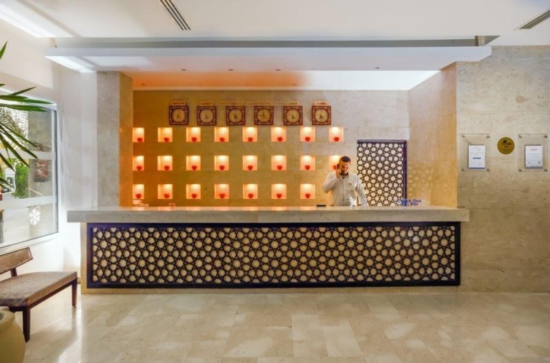 Hurghada utazás Royal Star Beach Resort