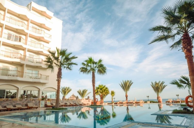 Hurghada utazás Royal Star Beach Resort