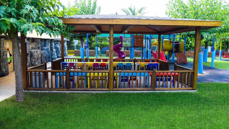 Antalya utazás Royal Wings