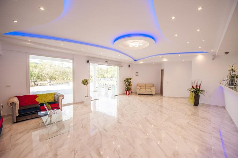 Korfu utazás Saint George Palace