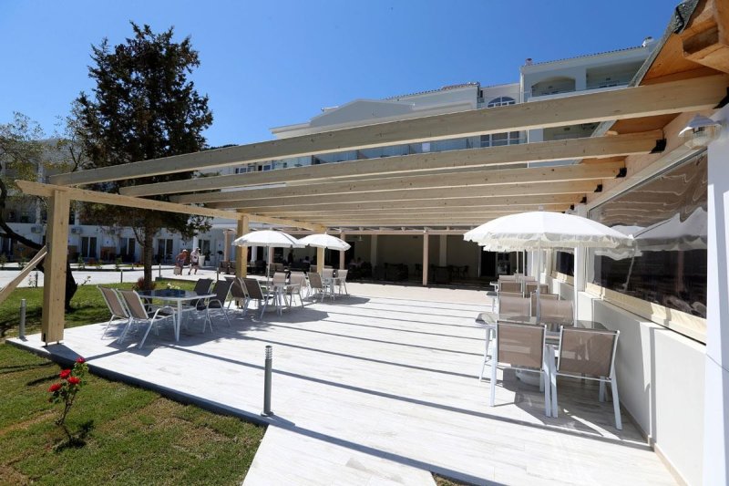 Korfu utazás Saint George Palace