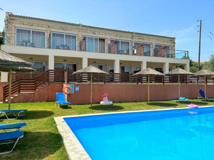 Korfu utazás Saint George Palace