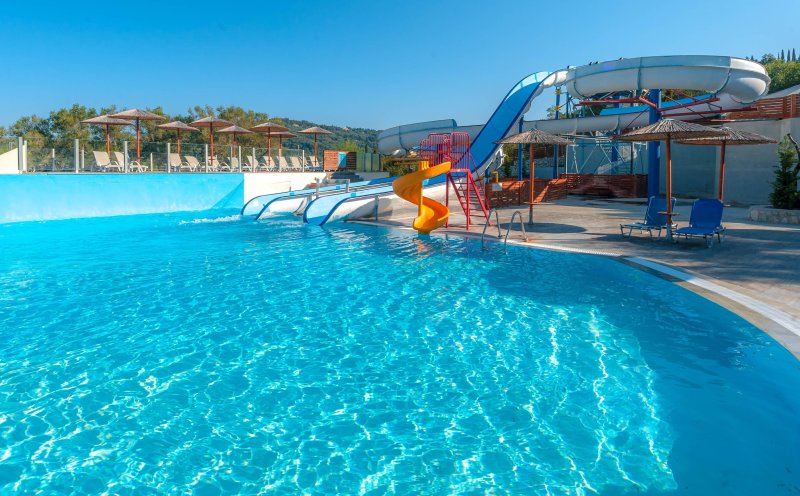 Korfu utazás Saint George Palace