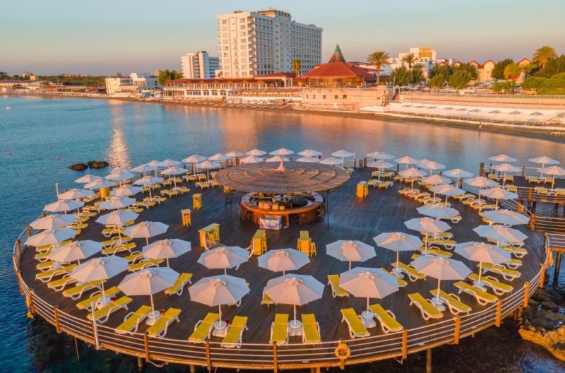 Észak-Ciprus utazás Salamis Bay Conti Resort