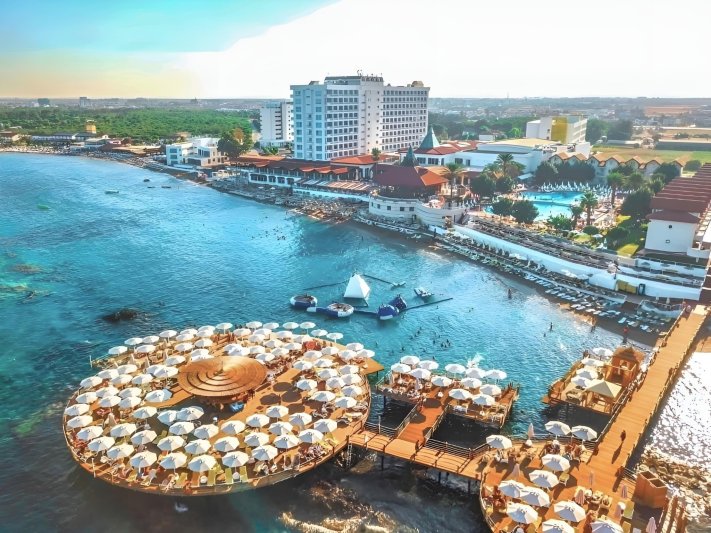 Észak-Ciprus utazás Salamis Bay Conti Resort