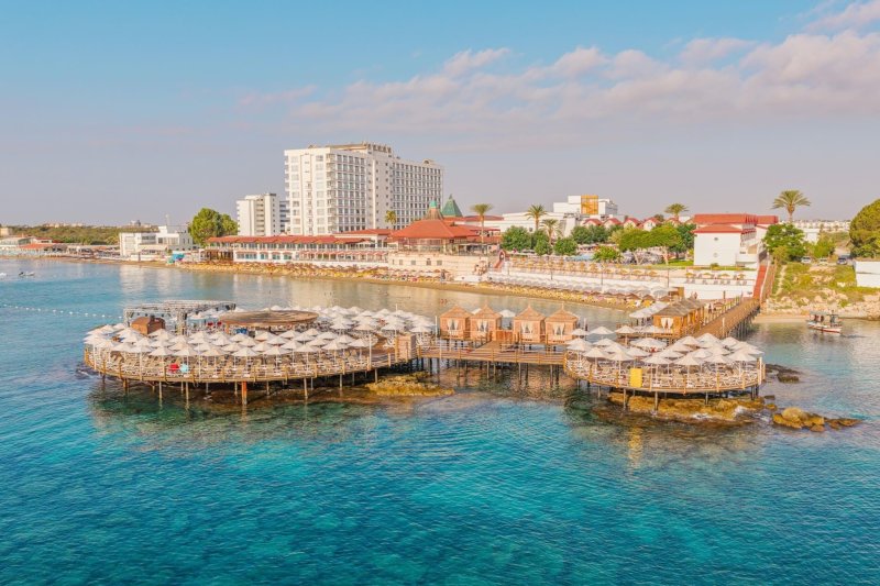 Észak-Ciprus utazás Salamis Bay Conti Resort