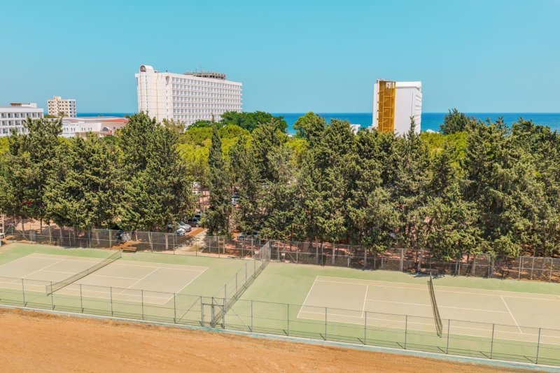 Észak-Ciprus utazás Salamis Bay Conti Resort