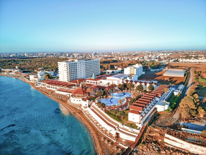 Észak-Ciprus utazás Salamis Bay Conti Resort