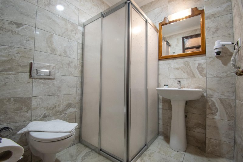 Standard szoba fürdőszoba