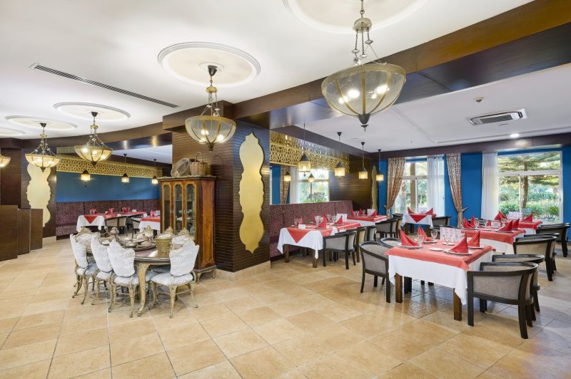 Seaden Sea World Resort and Spa Side