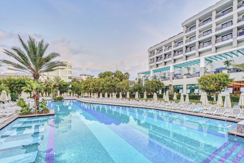 Seaden Valentine Resort Spa Side