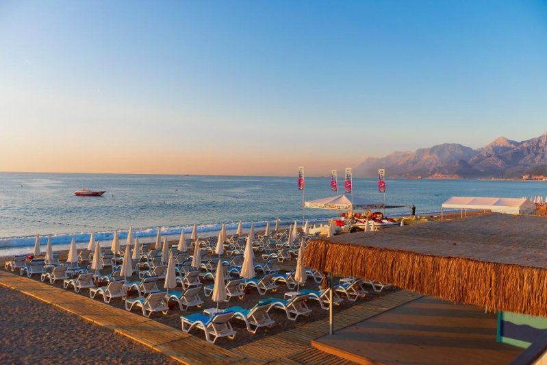 Antalya utazás Sealife Family