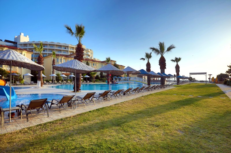 Kusadasi utazás Sealight Family Club