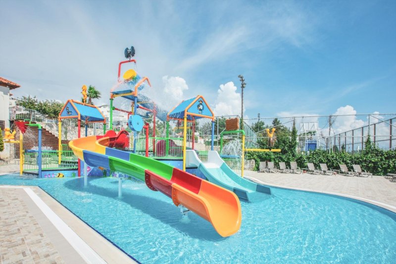 Kusadasi utazás Sealight Resort Hotel