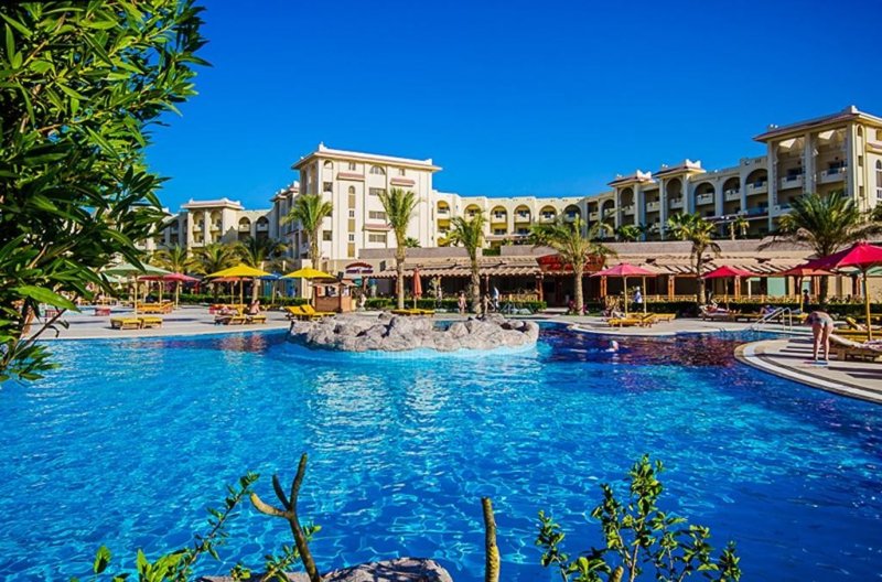 Hurghada utazás Serenity Fun City