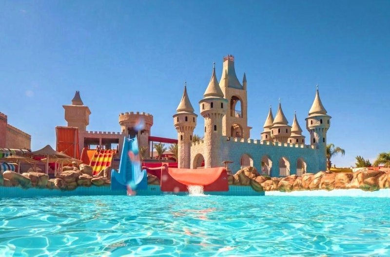 Hurghada utazás Serenity Fun City