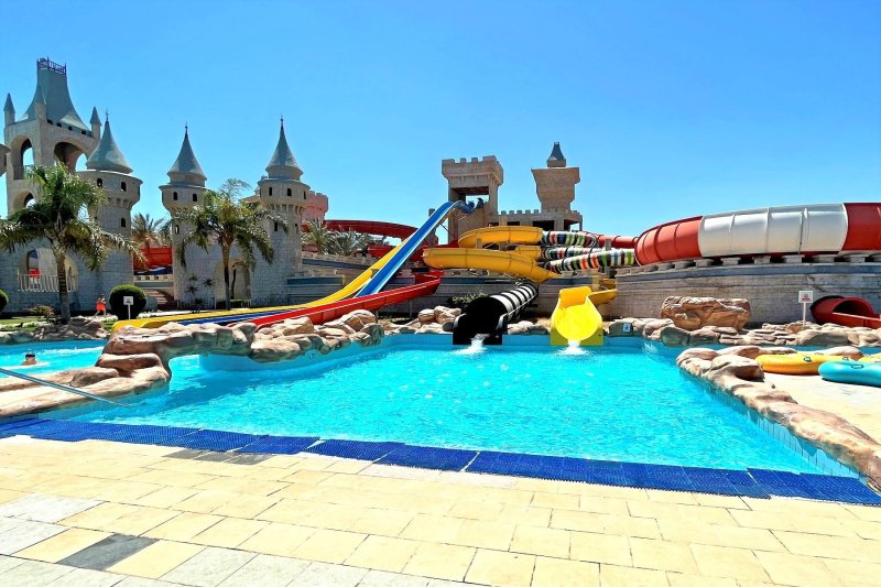 Hurghada utazás Serenity Fun City