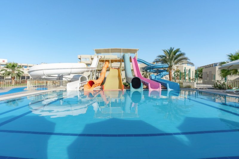 Hurghada utazás Seven Seas Jolie Bay