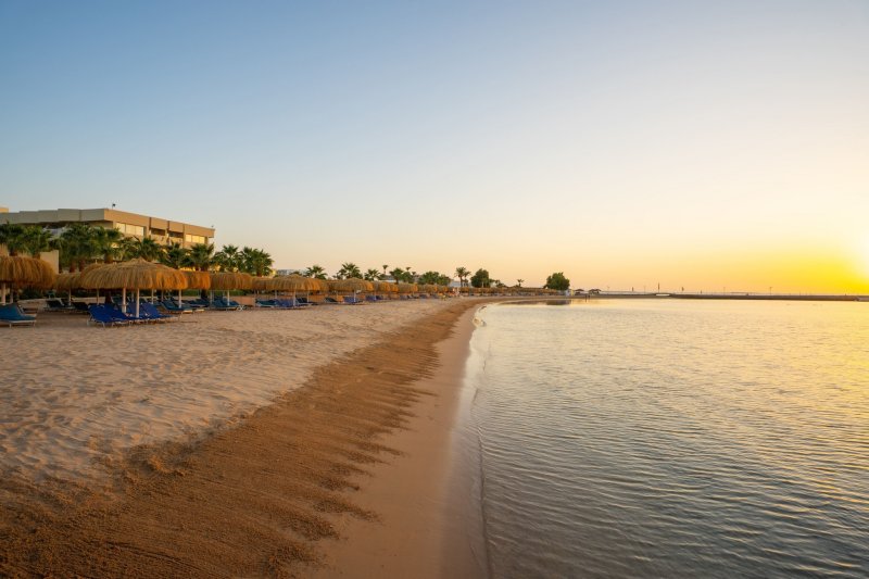 Hurghada utazás Seven Seas Jolie Bay