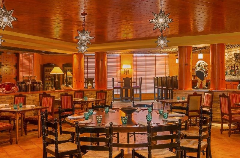 Abu Dhabi utazás Sheraton Abu Dhabi Hotel & Resort