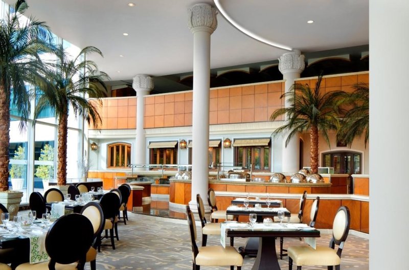 Dubai utazás Sheraton Jumeirah Beach